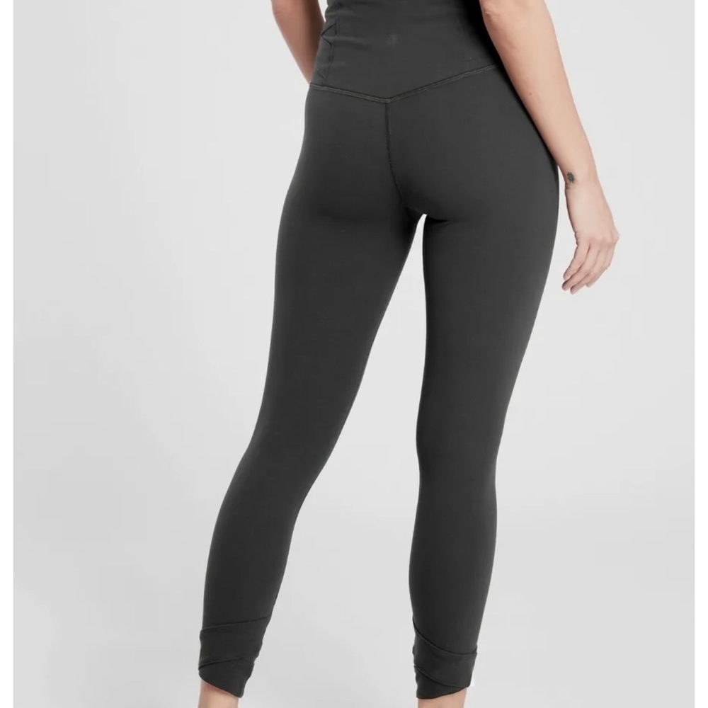 Athleta elation pirouette 7/8 tight